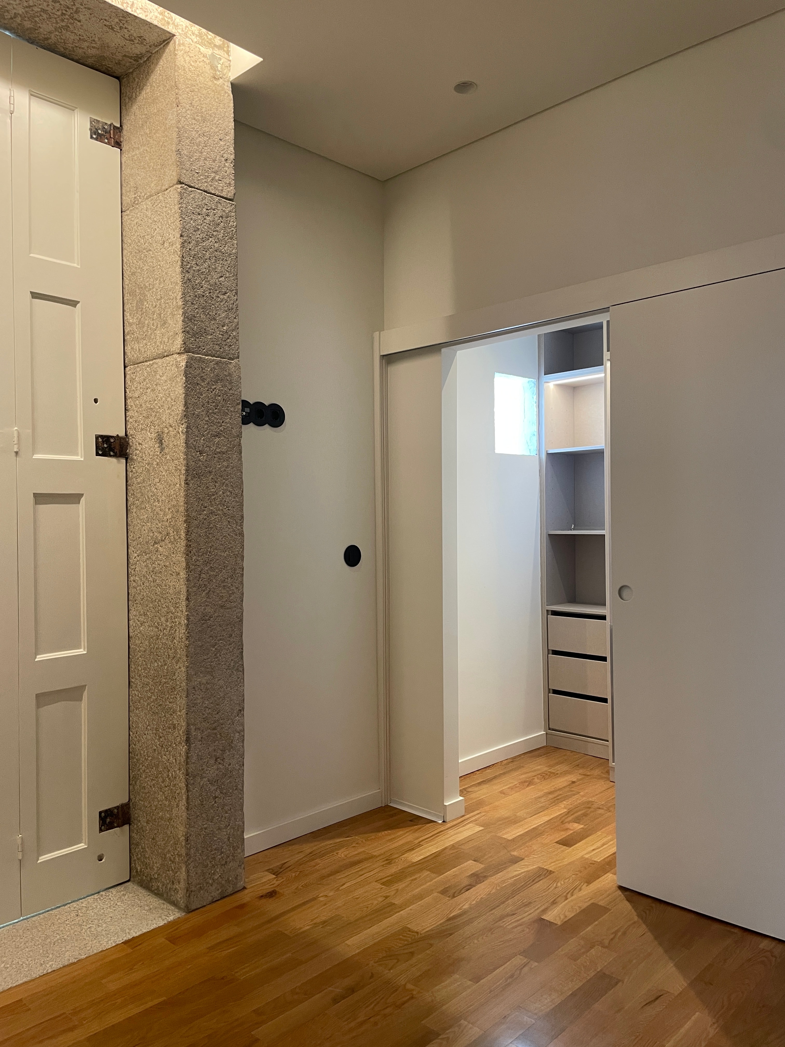 Reabilitação e alteração de edifício - Rua do Almada 247 - Porto - Image 6