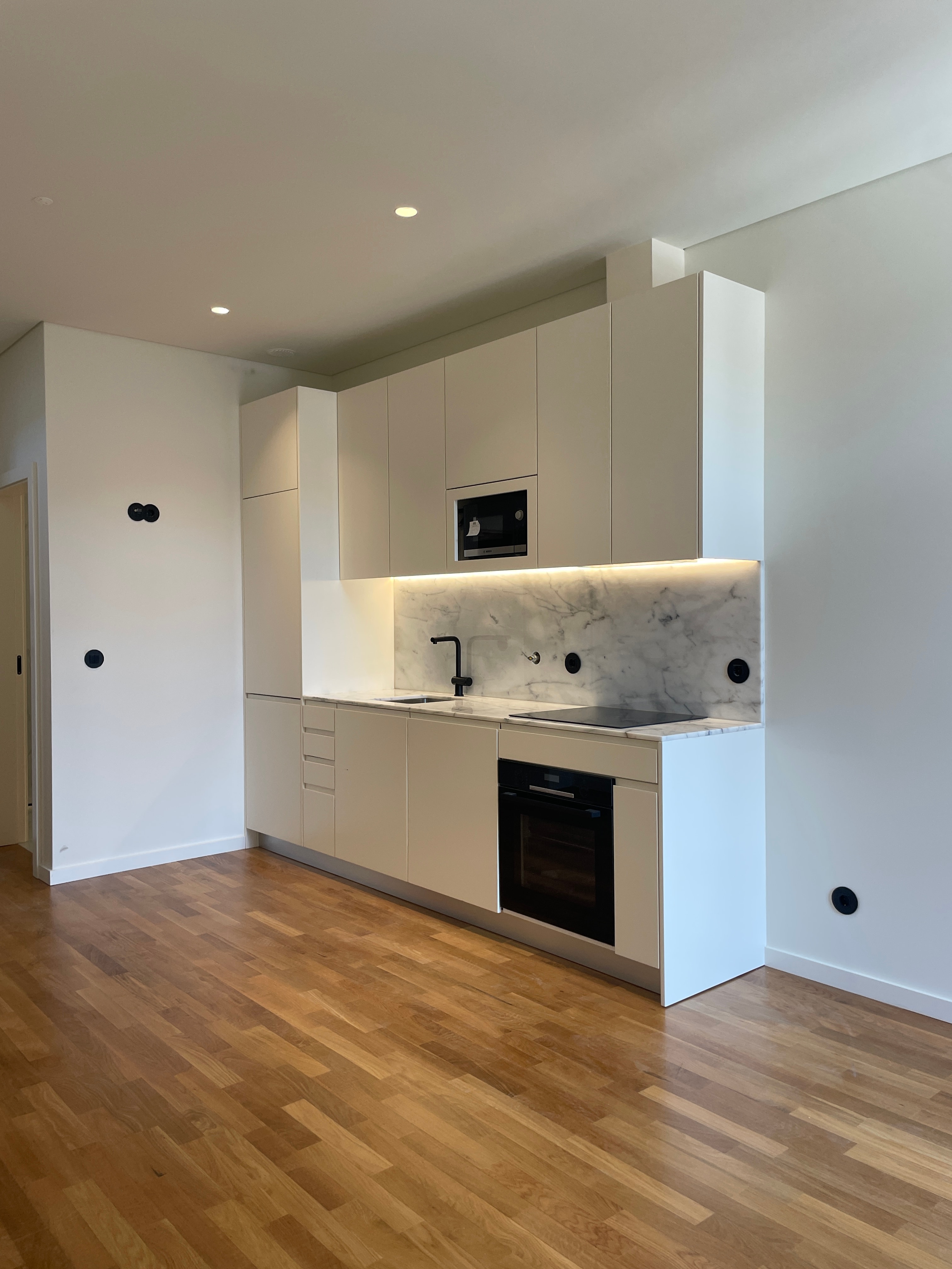 Reabilitação e alteração de edifício - Rua do Almada 247 - Porto - Image 7